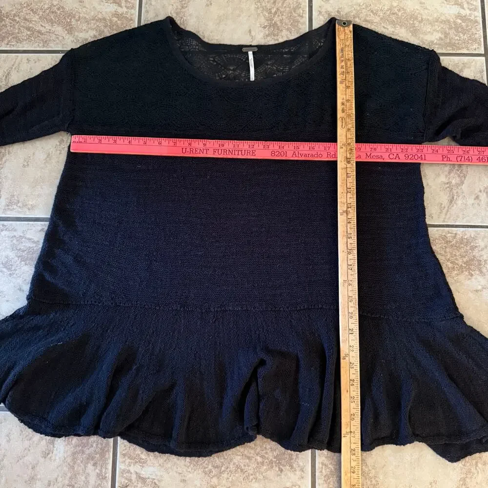 Free People Kristobel Lace Knit Peplum Sweater Top OB414391 Black Size‎ Large